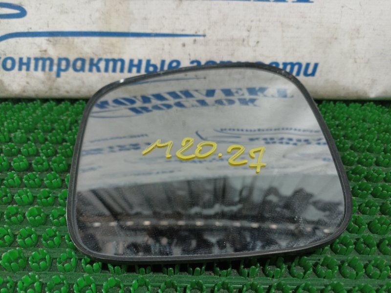 Стекло зеркала Mitsubishi Delica D:2 MB15S K12B лев