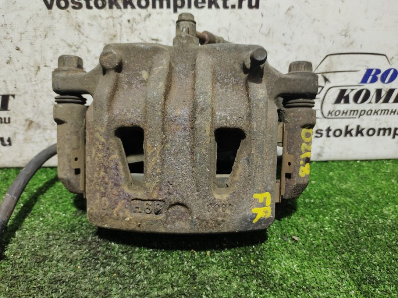 Суппорт Nissan Elgrand 2009 MNE51 VQ25DE перед прав