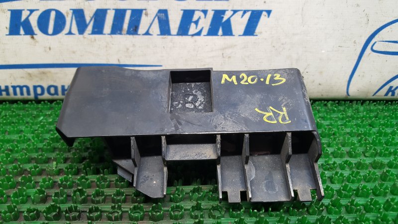 Клипса бампера Suzuki Swift ZC72S K12B зад прав