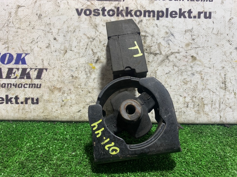 Подушка двигателя Toyota Voxy AZR60G 1AZ-FSE перед