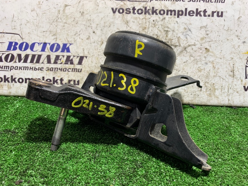 Подушка двигателя Toyota Vitz 2006 SCP90 2SZ-FE прав