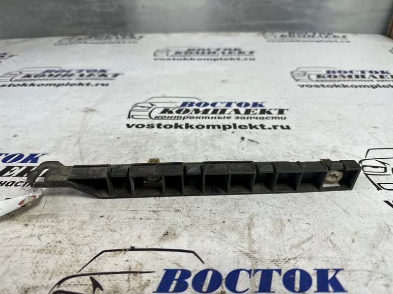 Клипса бампера Honda Stepwgn RF3 K20A зад лев