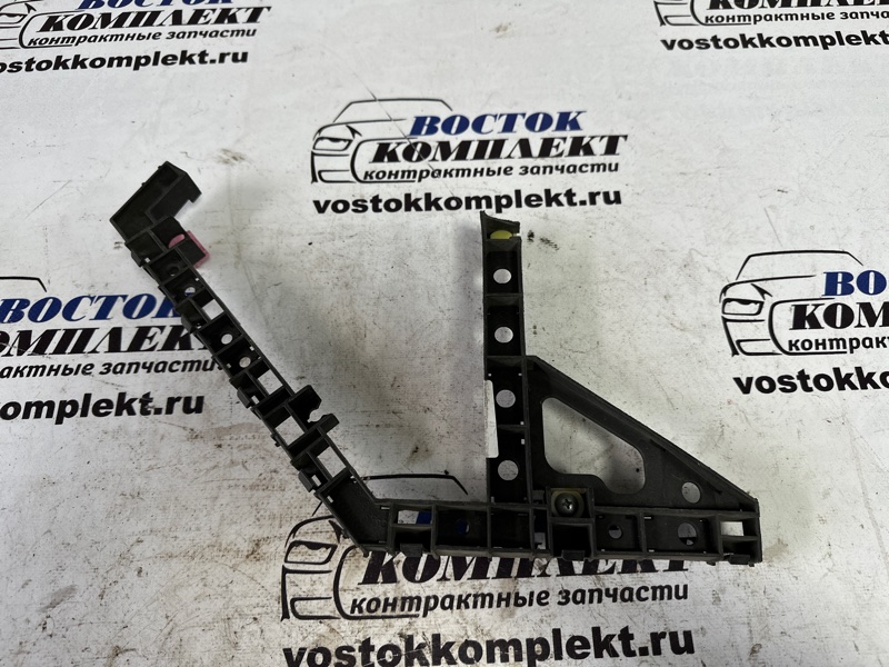 Клипса бампера Honda Stepwgn RG2 K20A зад прав