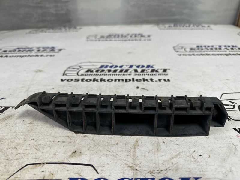 Клипса бампера Honda Odyssey RB2 K24A перед прав