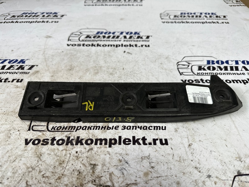 Клипса бампера Volkswagen Golf IV 2003 AUM зад лев