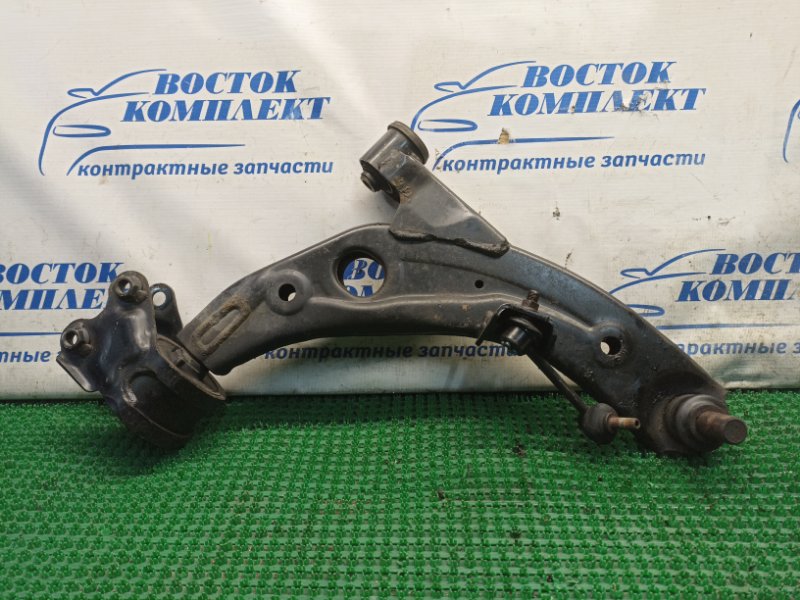 Рычаг подвески Mazda MPV LY3P L3-VE перед прав