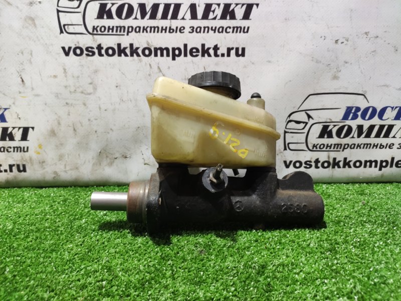 Главный тормозной цилиндр Mercedes-Benz E230 1984 W123 102.980