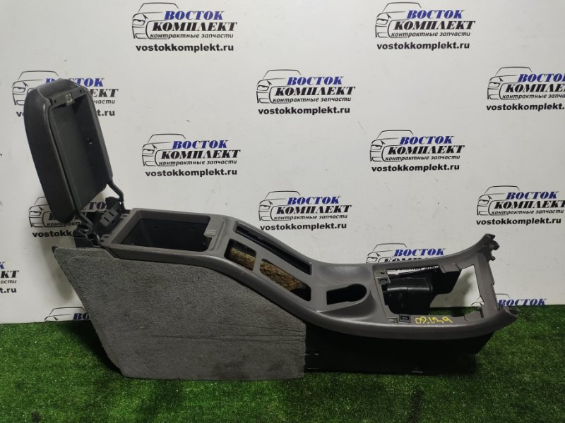 Подлокотник SAAB 9-5 1998 YS3E B235E