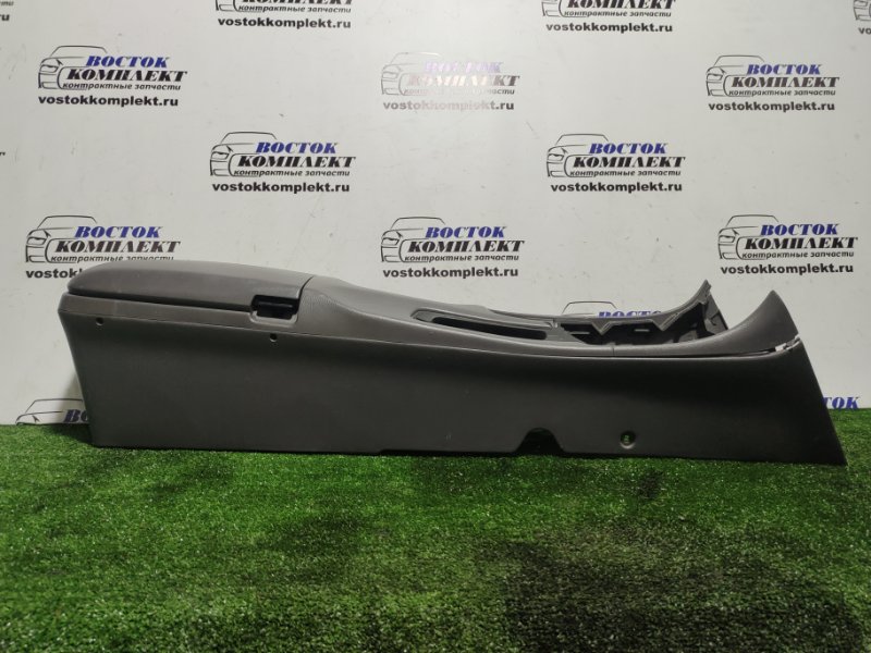 Подлокотник Toyota Celica ZZT231 2ZZ-GE