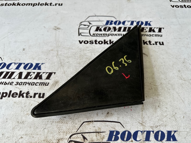 Уголок крыла Mitsubishi RVR N74W 4G64 лев