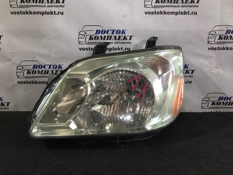 Фара Toyota Noah 2005 AZR65 1AZ-FSE лев