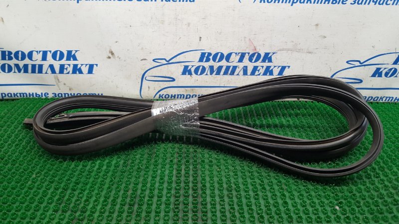 Молдинг крыши Honda Mobilio Spike GK1 L15A