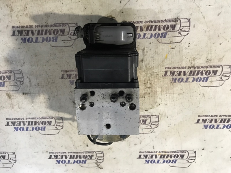 Блок ABS Nissan Elgrand 2001 ATE50 ZD30DDTI