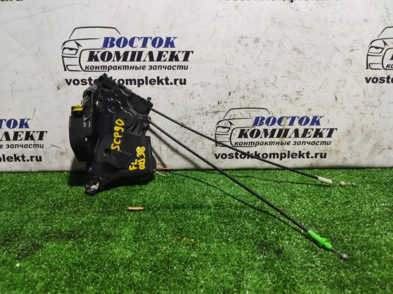 Замок дверной Toyota Vitz 2006 SCP90 2SZ-FE перед лев