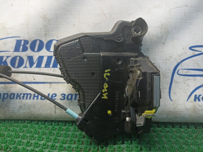 Замок дверной Toyota Crown GRS202 3GR-FSE перед лев