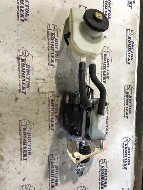 Главный тормозной цилиндр Honda Vezel 2015 RU4 LEB