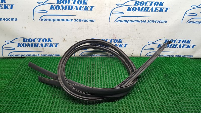 Молдинг крыши Honda Fit GE7 L13A