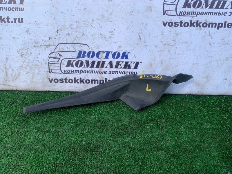 Решетка под лобовое стекло Toyota Porte 2013 NCP145 1NZ-FE лев