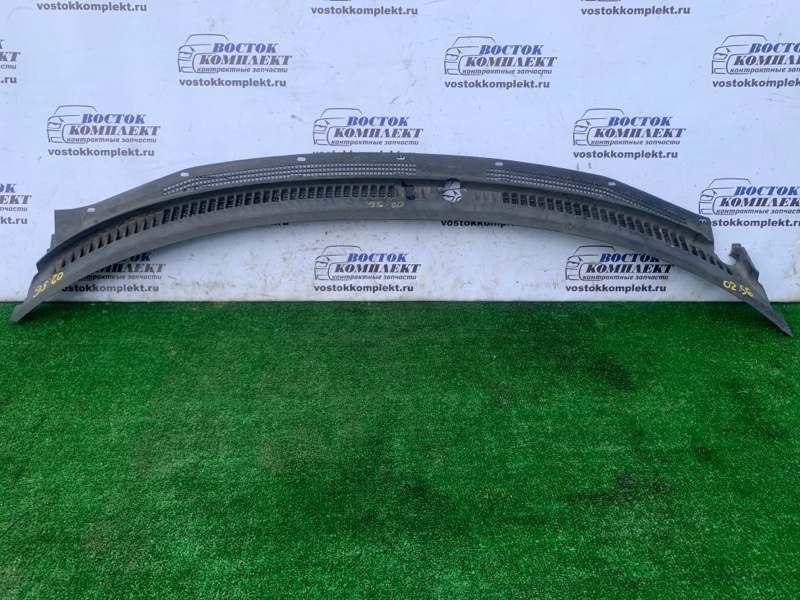 Решетка под лобовое стекло Mazda Familia S-wagon BJ5W ZL-DE