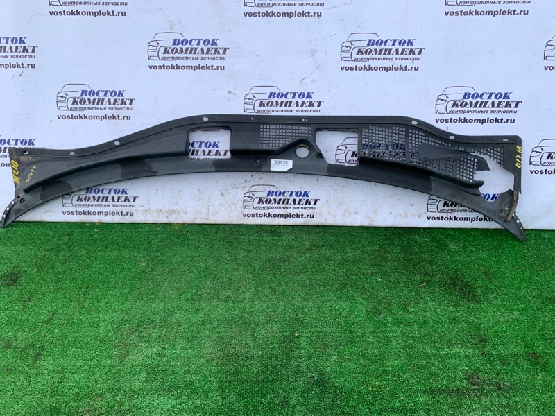 Решетка под лобовое стекло Honda Accord Wagon CF7 F23A