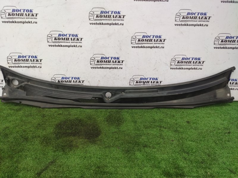 Решетка под лобовое стекло Nissan Cefiro A32 VQ20DE