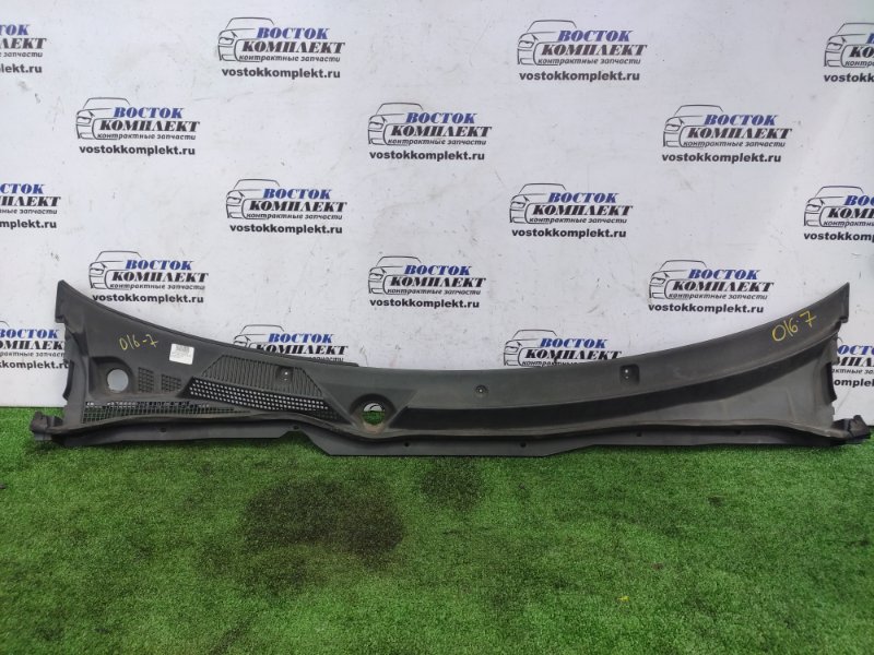 Решетка под лобовое стекло Nissan Bluebird Sylphy QNG10 QG18DE