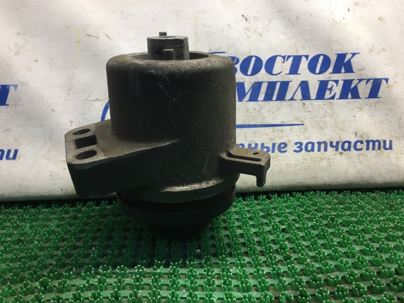 Подушка двигателя Mazda MPV LY3P L3-VE прав