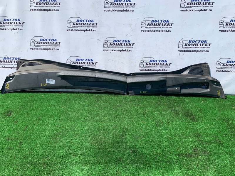 Решетка под лобовое стекло Nissan Serena PNC24 SR20DE