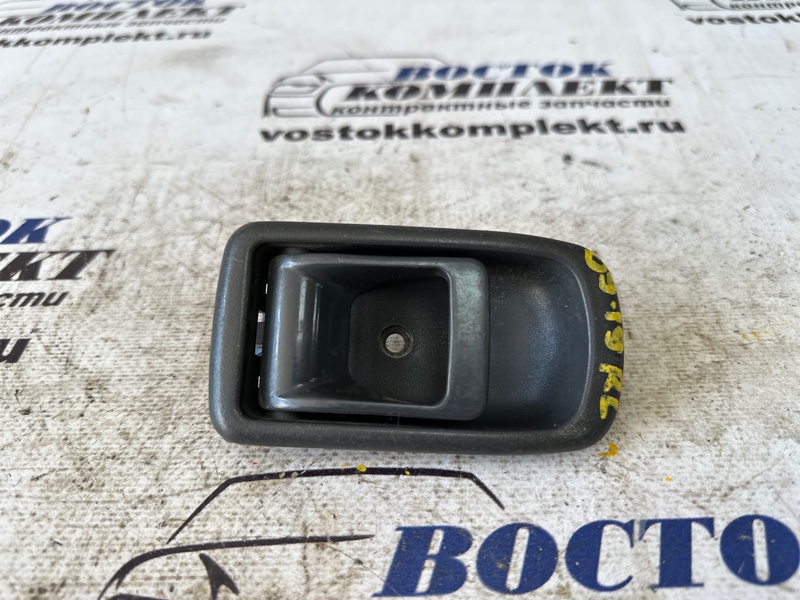 Ручка внутренняя Daihatsu Terios Kid J111G EF-DET зад лев