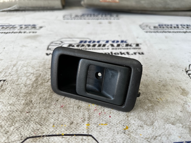 Ручка внутренняя Toyota Starlet EP91 4E-FE перед прав