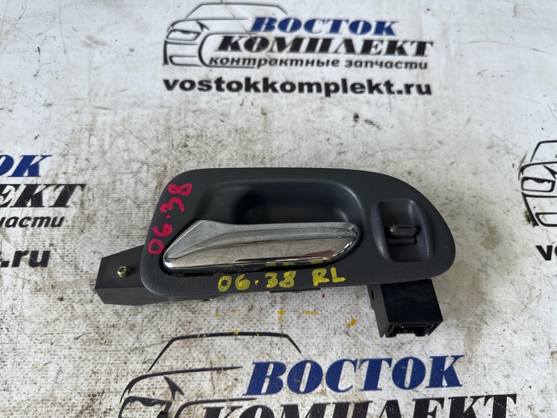 Ручка внутренняя Honda Odyssey RA6 F23A зад лев