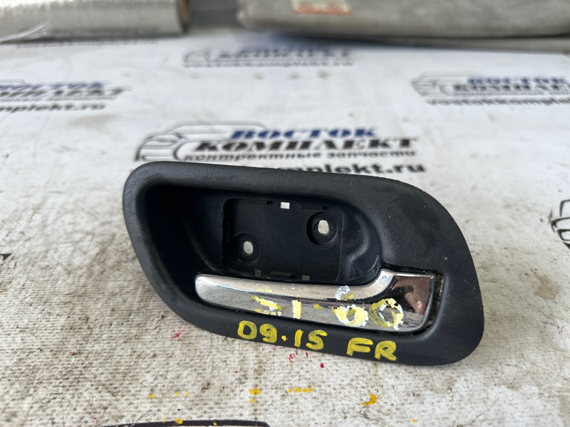 Ручка внутренняя Honda Stepwgn RF4 K20A перед прав