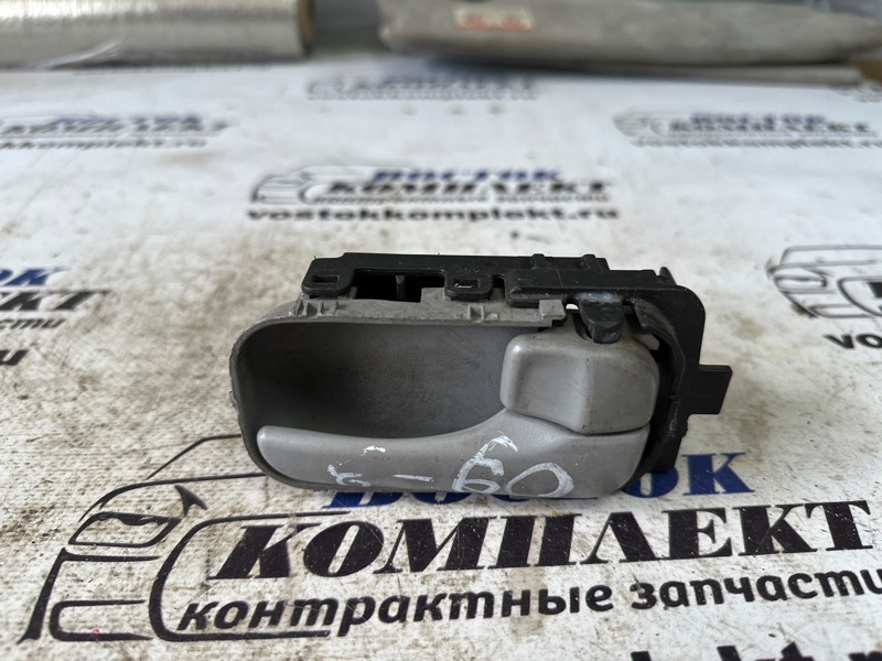 Ручка внутренняя Nissan Wingroad WFY11 QG15DE перед прав