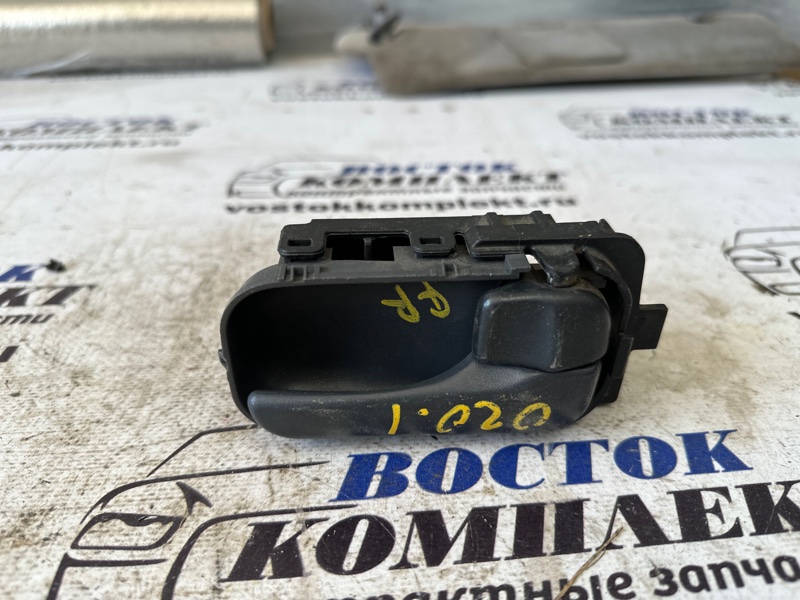 Ручка внутренняя Nissan AD VFY11 QG15DE перед прав