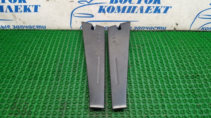 Молдинг крыши Honda Freed GB3 L15A зад