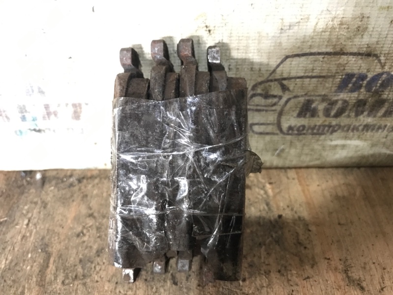 Колодки тормозные Alfa Romeo RZ 147 AR 61501 зад