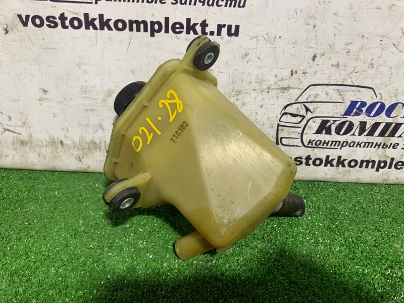 Бачок гидроусилителя Mazda MPV LY3P L3-VE