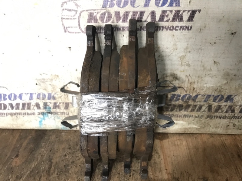 Колодки тормозные Mazda Verisa 2004 DC5W ZY-VE перед