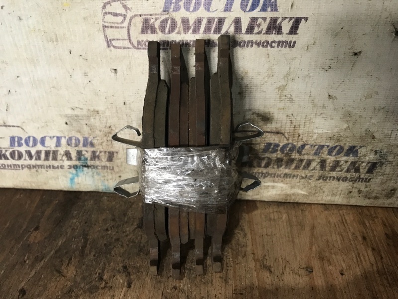 Колодки тормозные Mazda Demio 2006 DY3W ZJ-VE перед