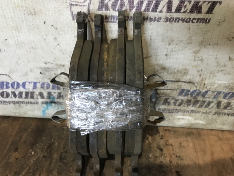 Колодки тормозные Mazda Verisa DC5W ZY-VE перед