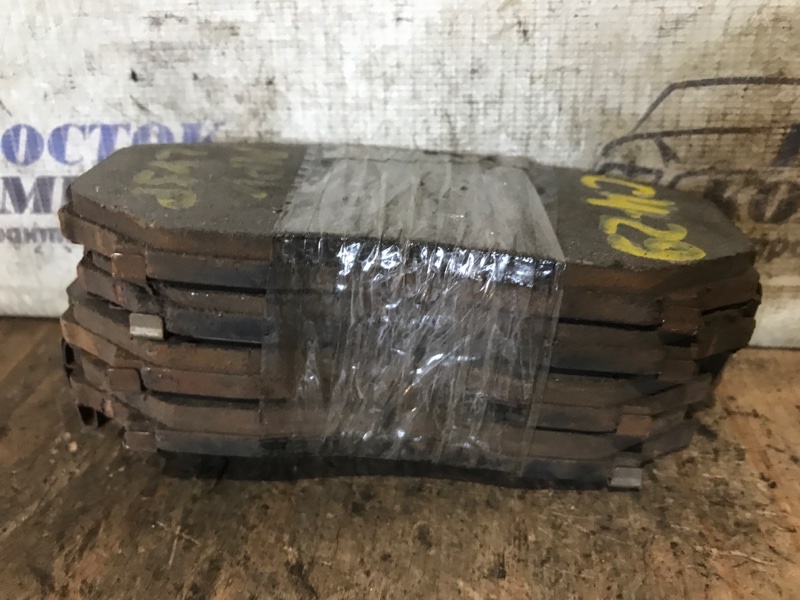 Колодки тормозные Mazda MPV LY3P L3-VE перед