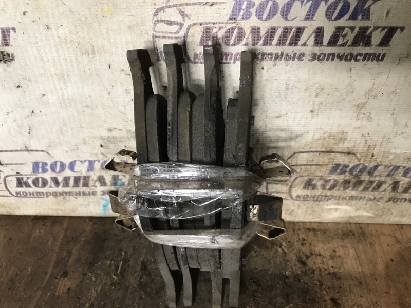 Колодки тормозные Mazda Demio DY5W ZY-VE перед