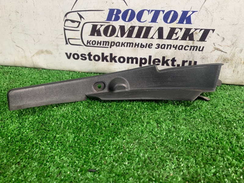 Решетка под лобовое стекло Mazda Demio DE3FS ZJ-VE лев