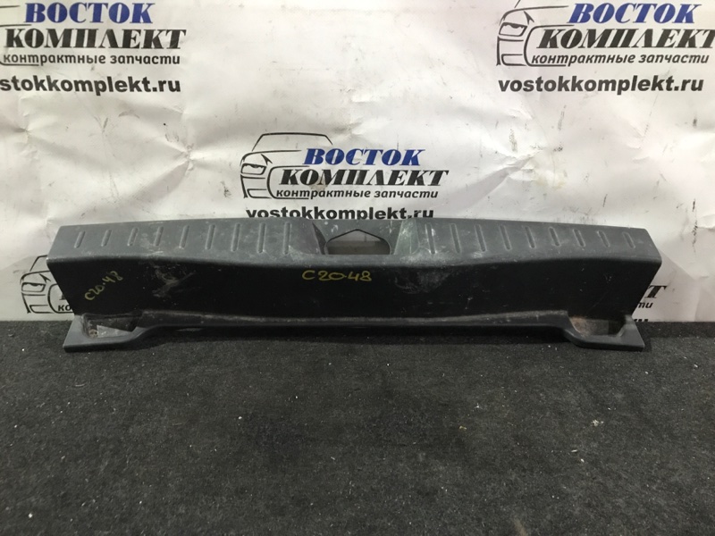 Накладка багажника Toyota Passo 2009 KGC10 1KR-FE