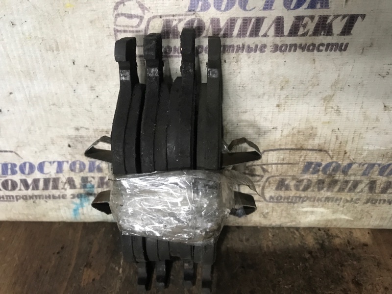 Колодки тормозные Mazda Verisa DC5W ZY-VE перед