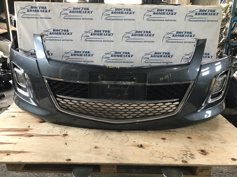 Бампер Mazda MPV 2007 LY3P L3-VE перед