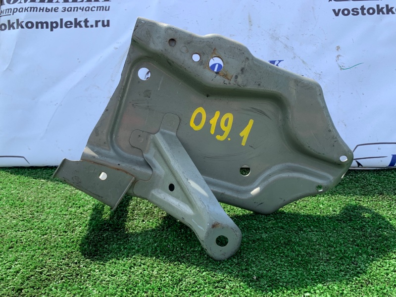 Полка под аккумулятор Honda Mobilio Spike GK2 L15A