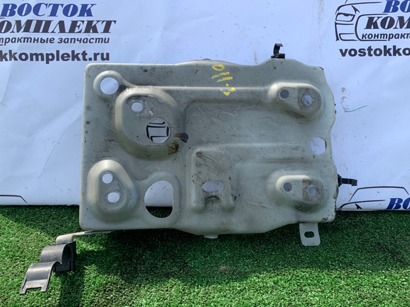 Полка под аккумулятор Mitsubishi Grandis NA4W 4G69