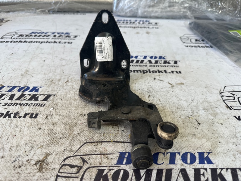 Ролик двери Toyota Estima Emina TCR20W 2TZ-FE