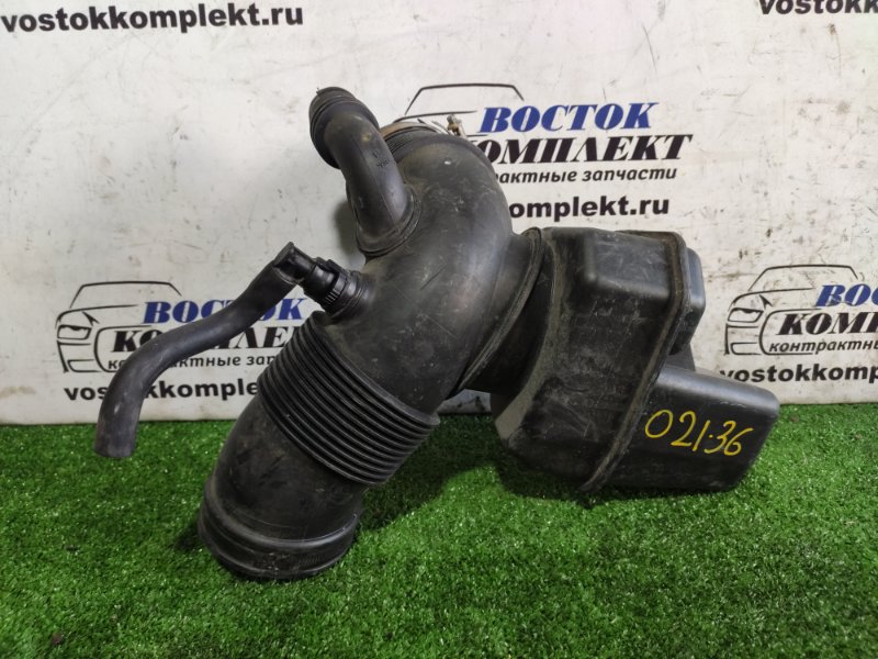 Патрубок воздушного фильтра BMW 525I E60 M54B25